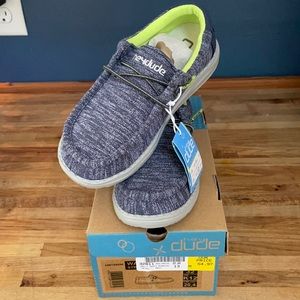 Hey Dude Wally youth 13